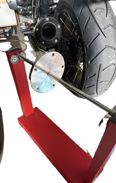 Achs- und Wuchtadapter für BMW Motorräder mit 5-Loch-Felge