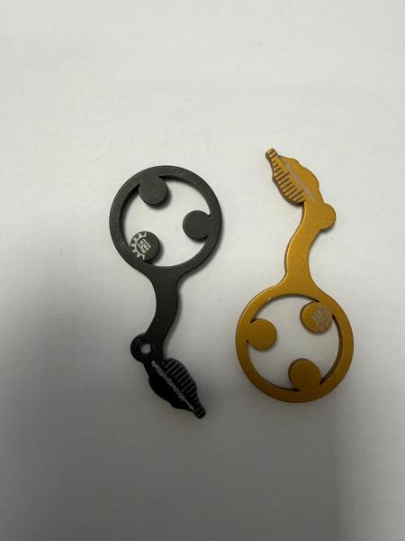 Schlüssel Schlangenform Design, für Unsere Öleinfüllschrauben